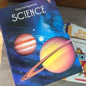 Usborne science book set for beginners, never used 10 book set